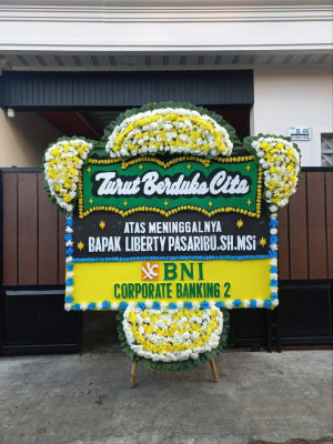 Papan Bunga Duka di Kareo